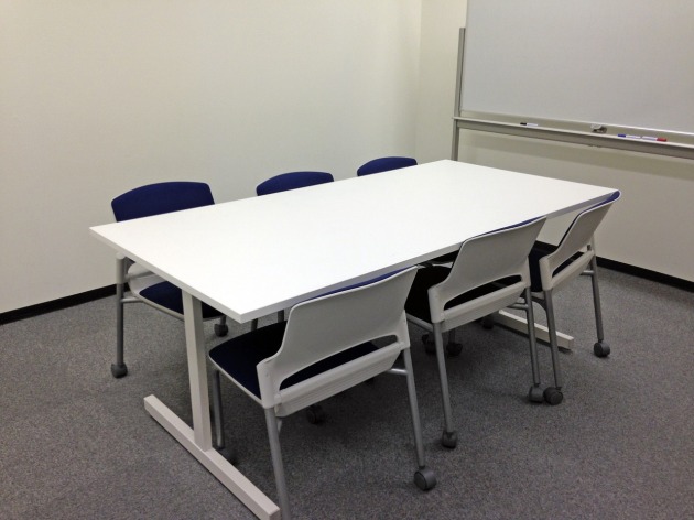 conference-room-1122058_1280